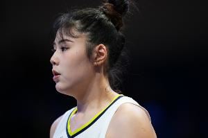 飞翼核心谈李月汝：非常出色的球员 聪明且适应快 很开心她在飞翼