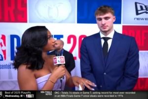 NBA高尔夫梦幻四人组咋选？弗拉格：乔丹、库里、塔图姆和我自己