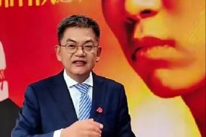 苏群：瀚森被选上对中国男篮士气有提升 希望男篮借此腾飞